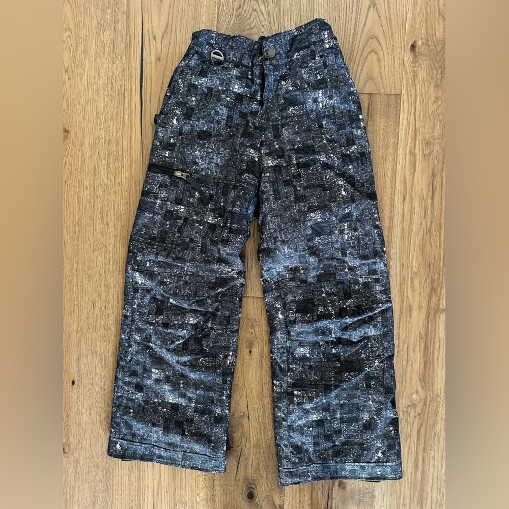 Boys size 8 ski pants